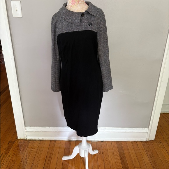 Elegant Long Sleeve Black and Gray Dress - Picture 1 of 7